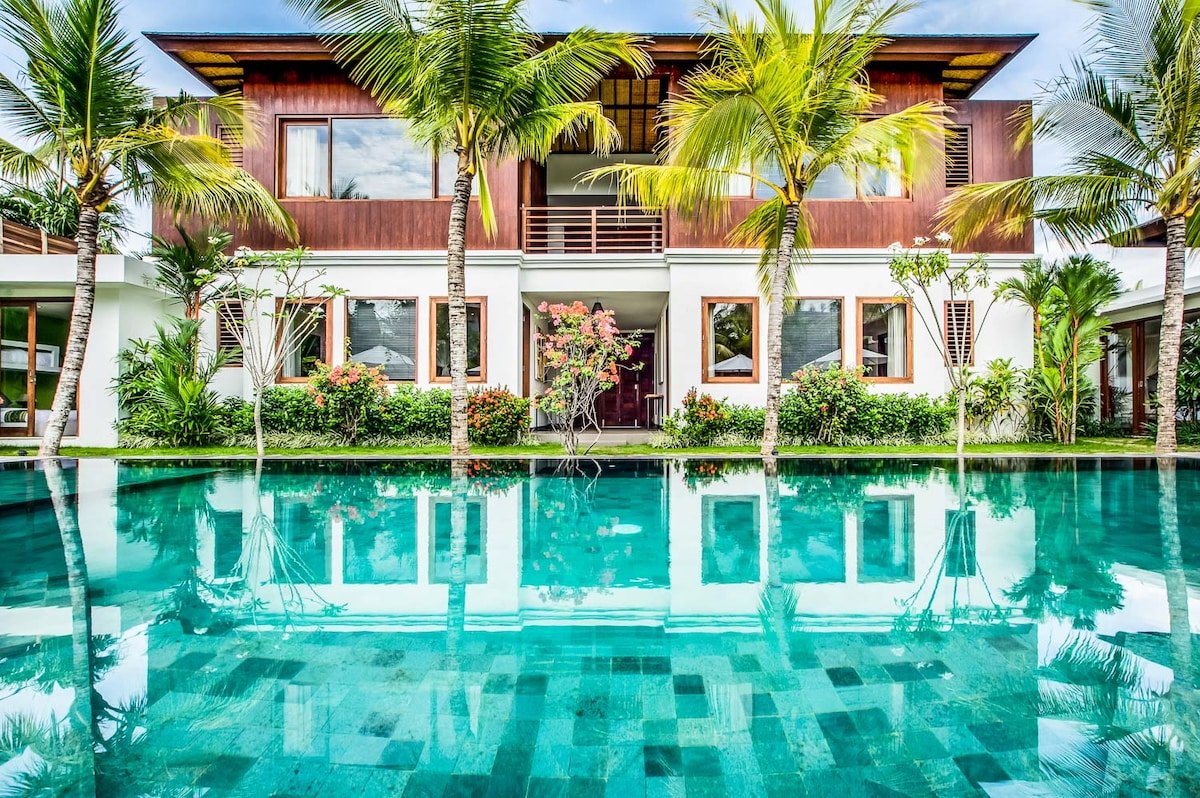 Villa Tangram – 6 Bedrooms Villa in Seminyak gallery image 3