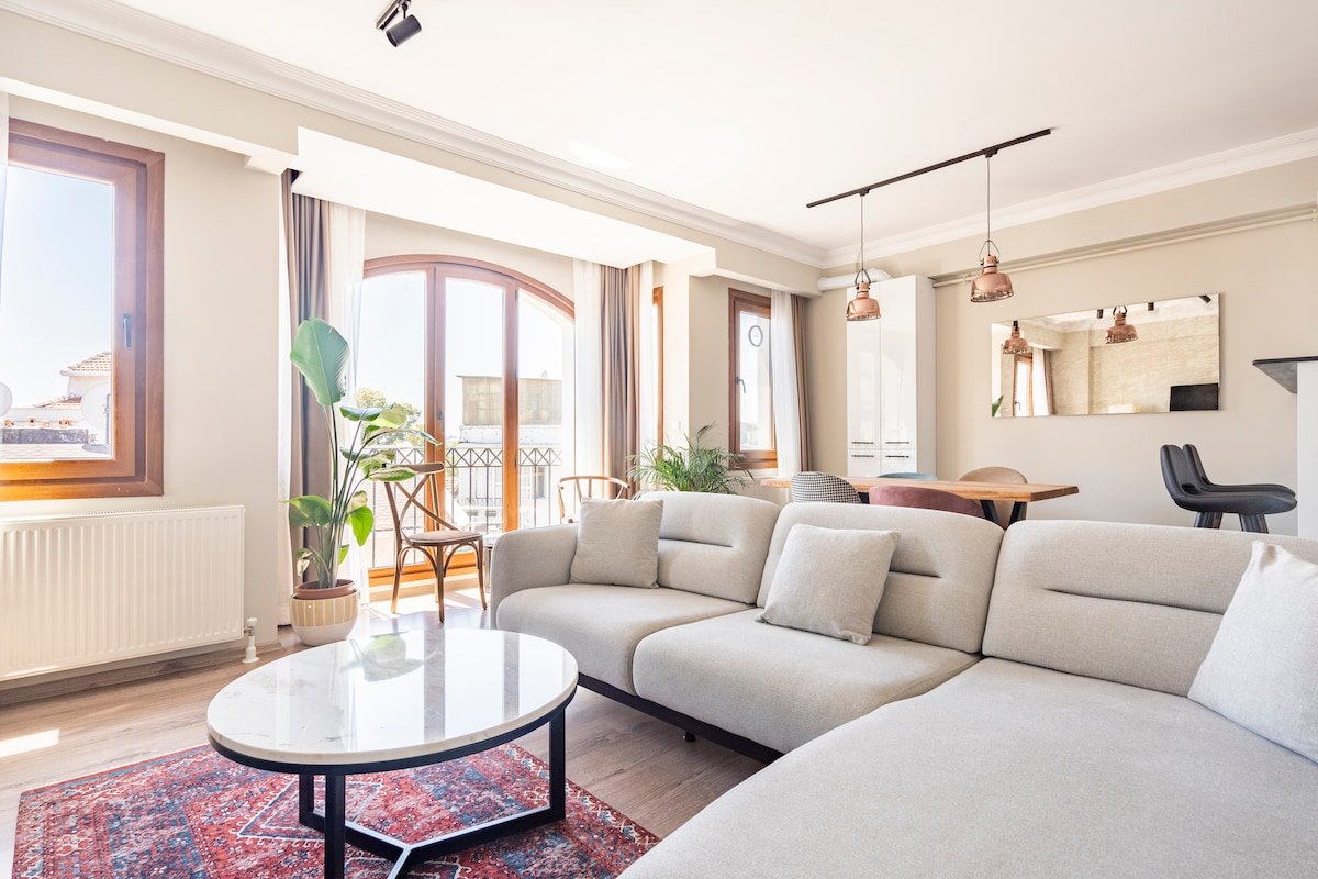 2+2 Central Duplex Apartment in Cihangir gallery image 2