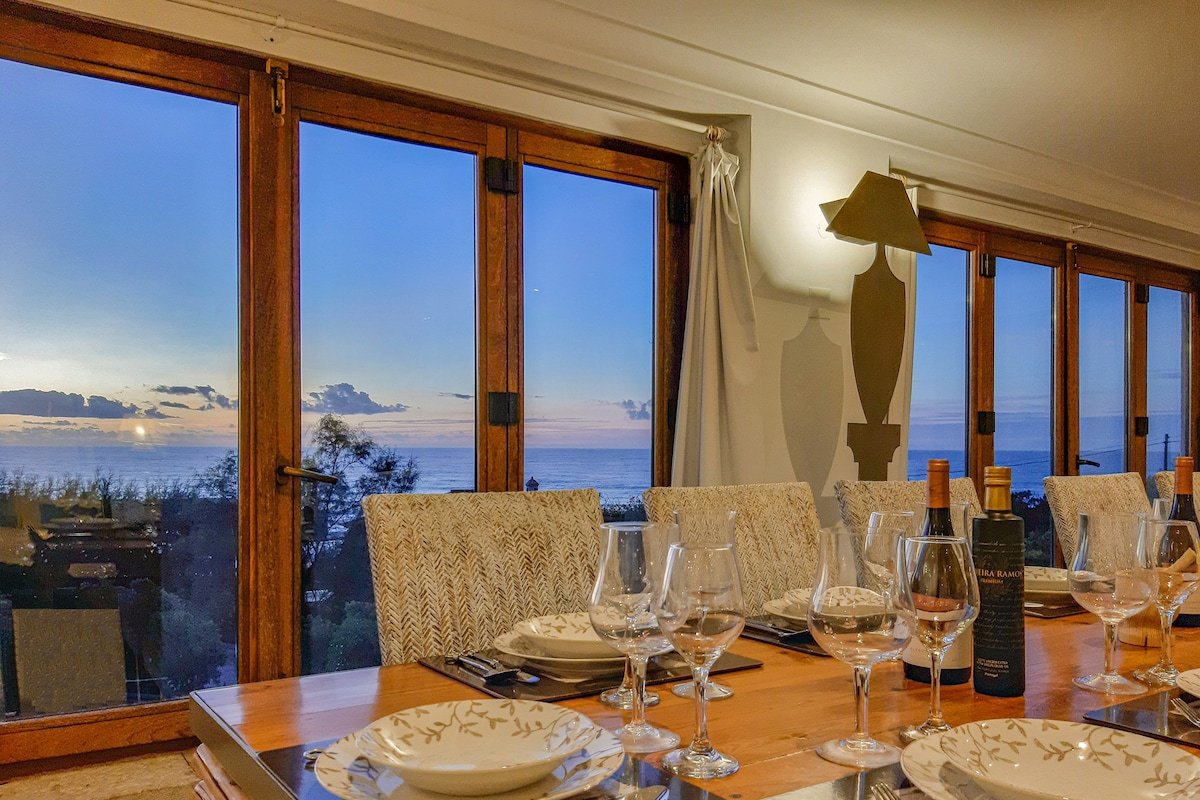 Beachfront Home Nau gallery image 3