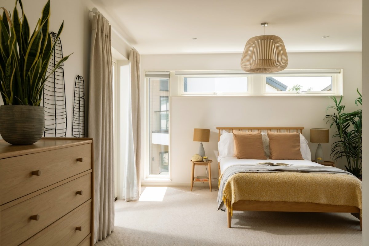 The Lookout | Luxury Lake House with Hot Tub/Kayak gallery image 4