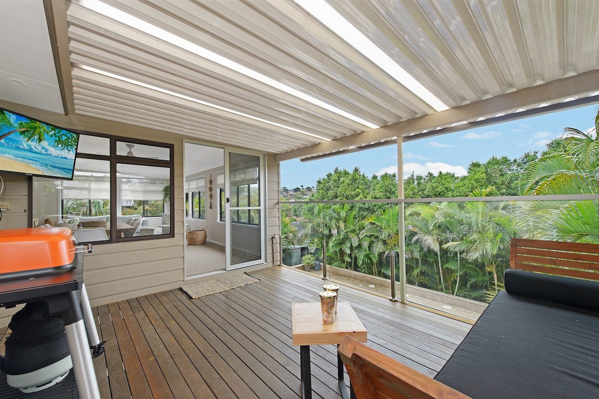 Harrys @ Shelly Beach – family home with pool gallery image 5