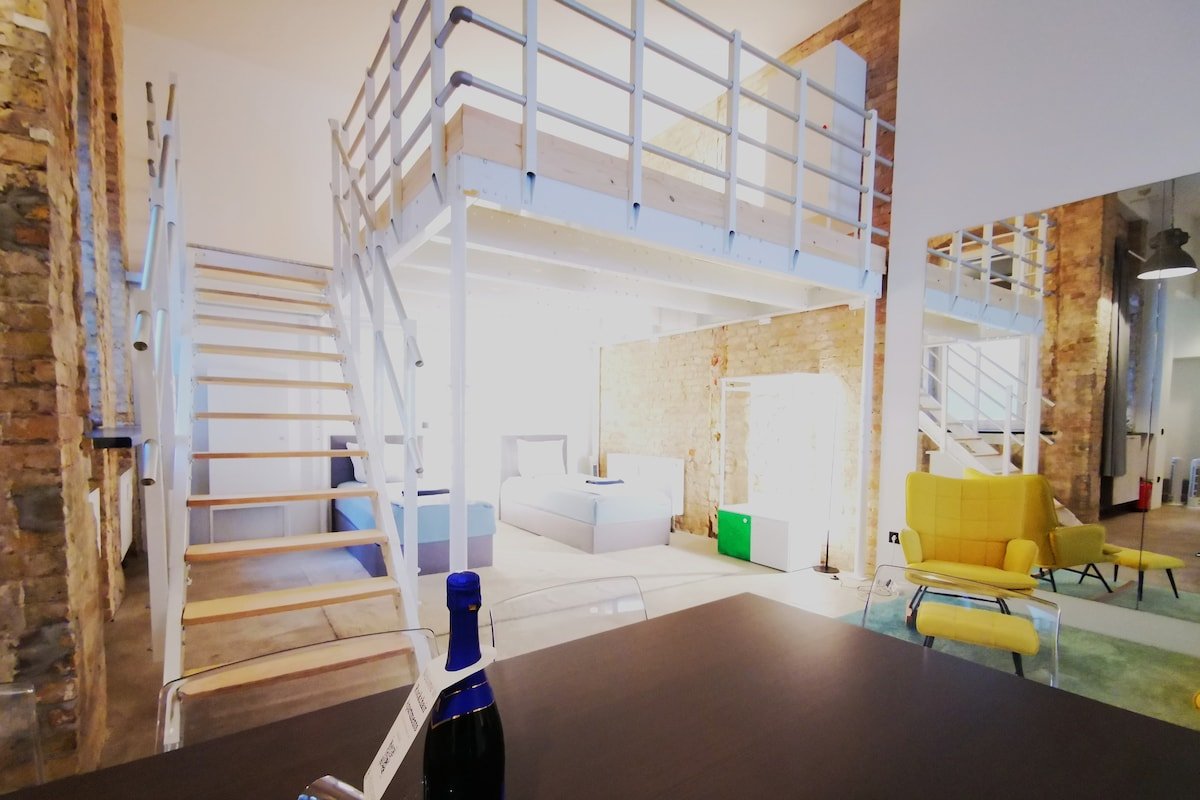 NEW Spacy Loft by Rockchair | Unique Style 230 sqm gallery image 5