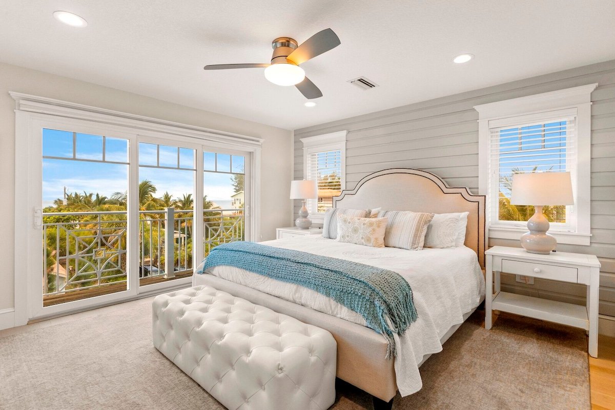 Seaside Haven by Duncan Real Estate gallery image 5