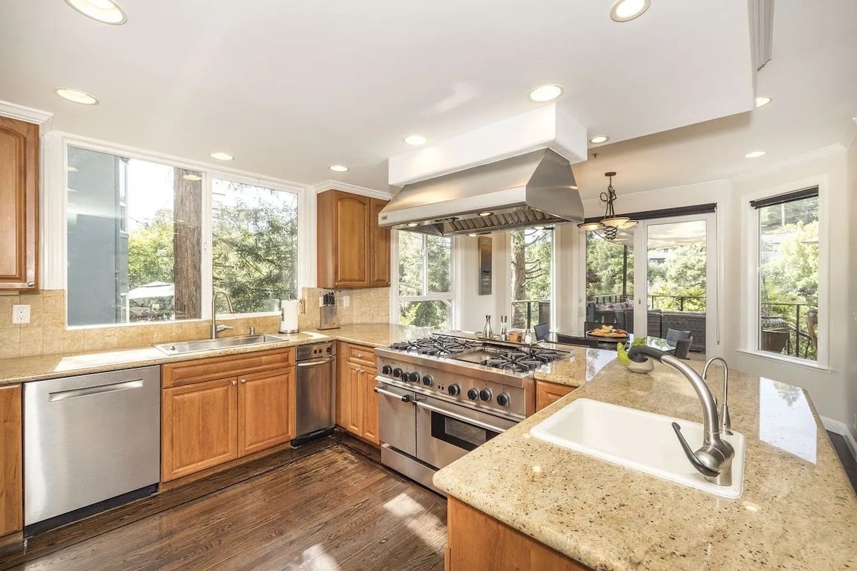 20 Mins to Stanford – Modern Hidden Hideaway gallery image 2