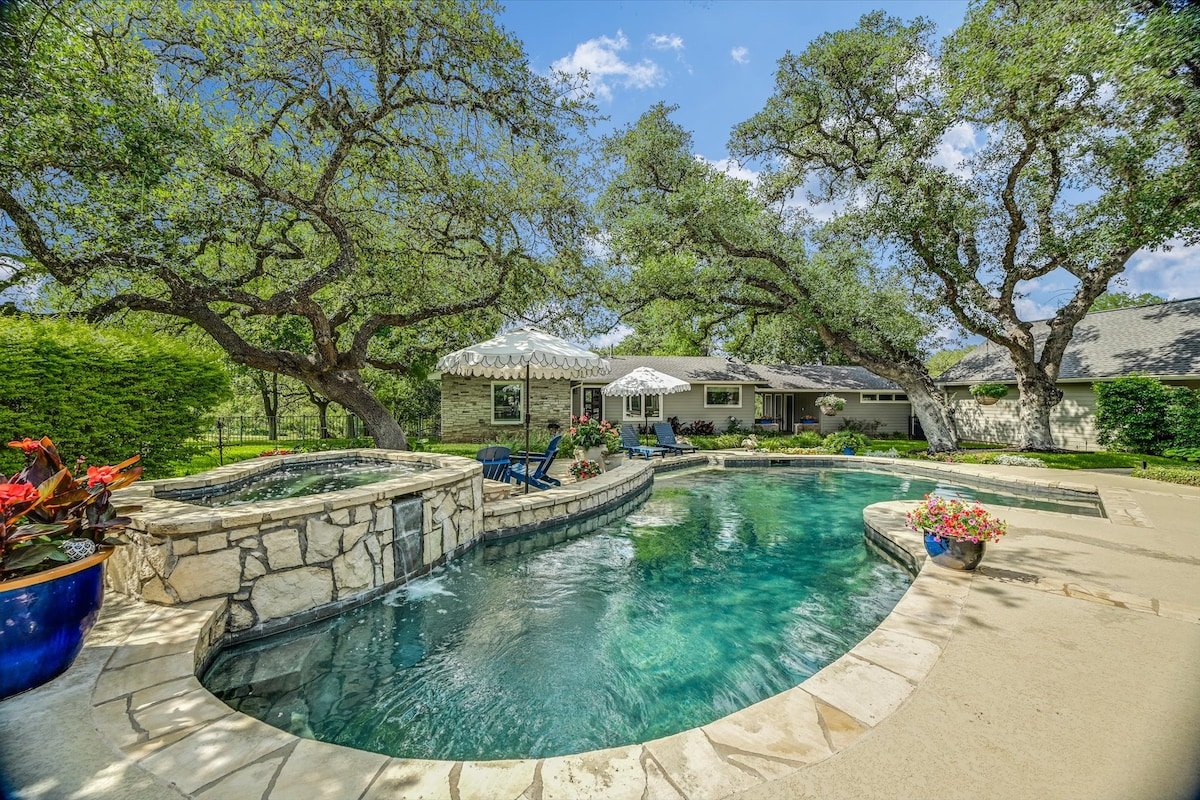 Above Auth Westlake I Pool I Hot Tub I Game Room I gallery image 3