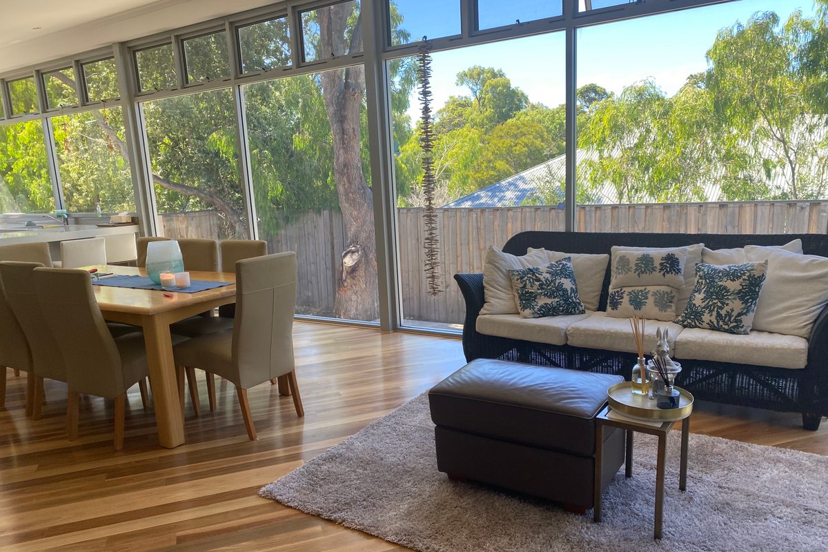 Spectacular EagleBay Family Home