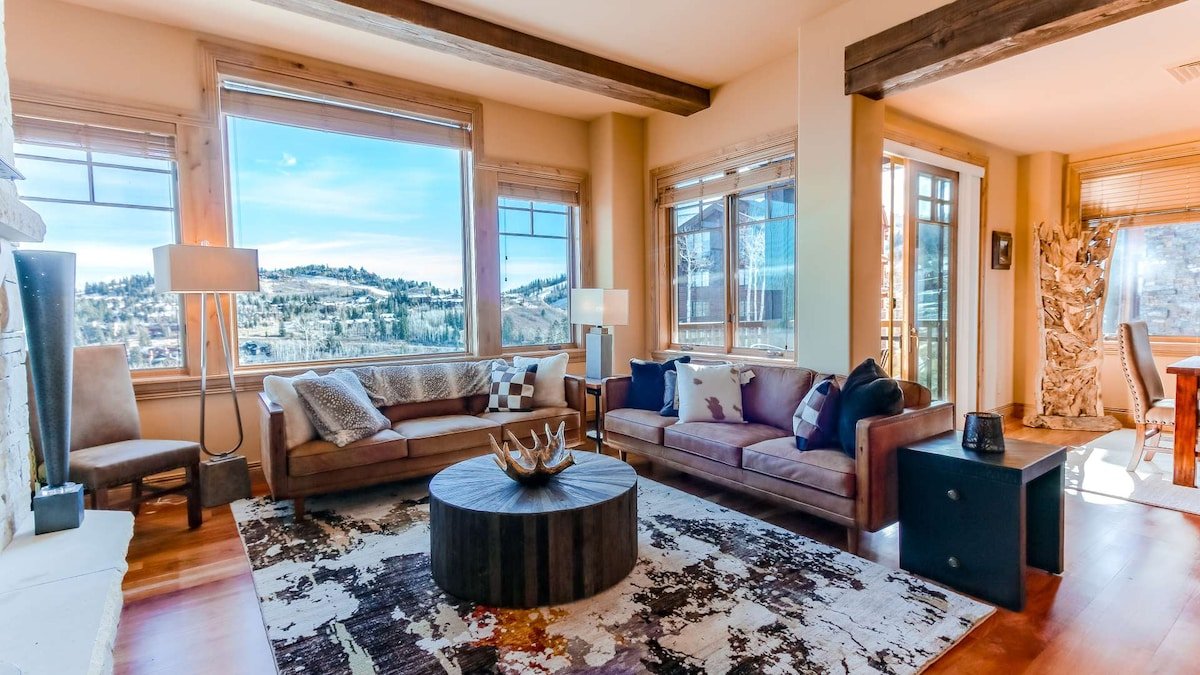 Slope-Side Deer Valley 4-Bedroom Condo | SIL606