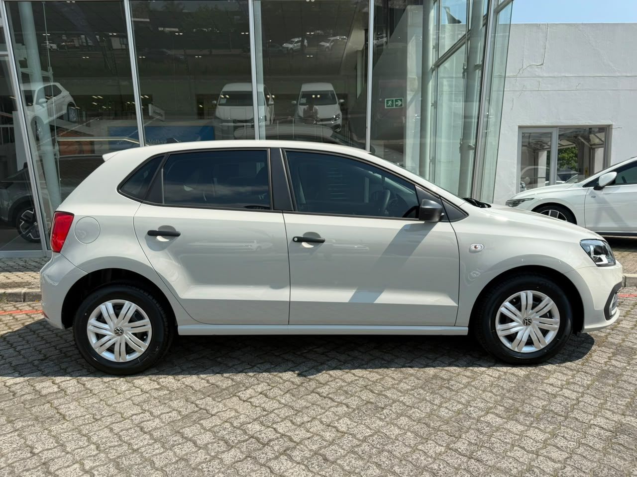 Used car gallery