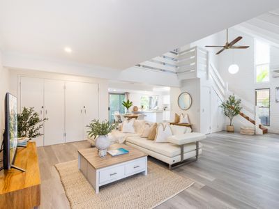 4 homes on 1 large block (sleeps 16) with pool