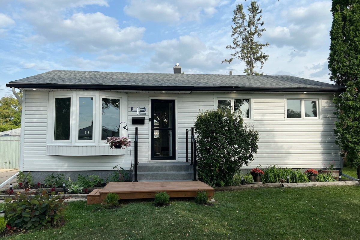 A Spacious & Quiet Retreat gallery image 3