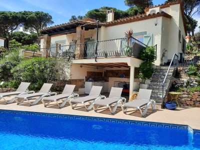Begur: Private villa & pool. Ideal for families.