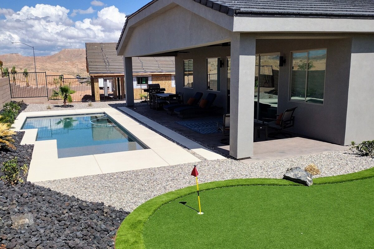 Mesquite Manor License #991957 gallery image 2