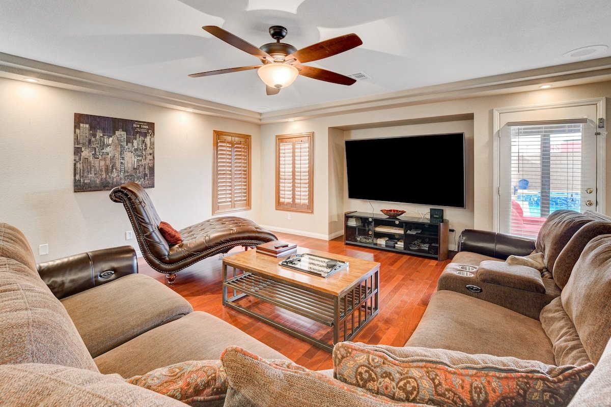 New Resort Style Backyard Near Strip gallery image 4