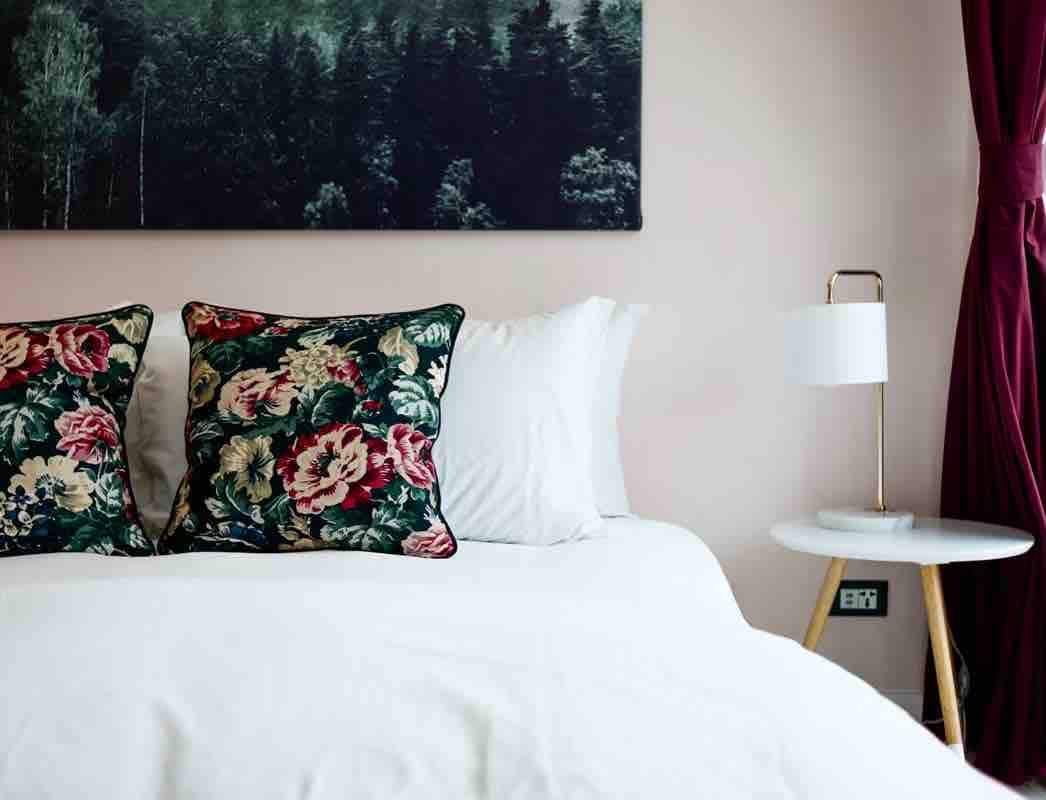 Centralworld & Platinum walk | 16PAX | 220 sqm gallery image 5