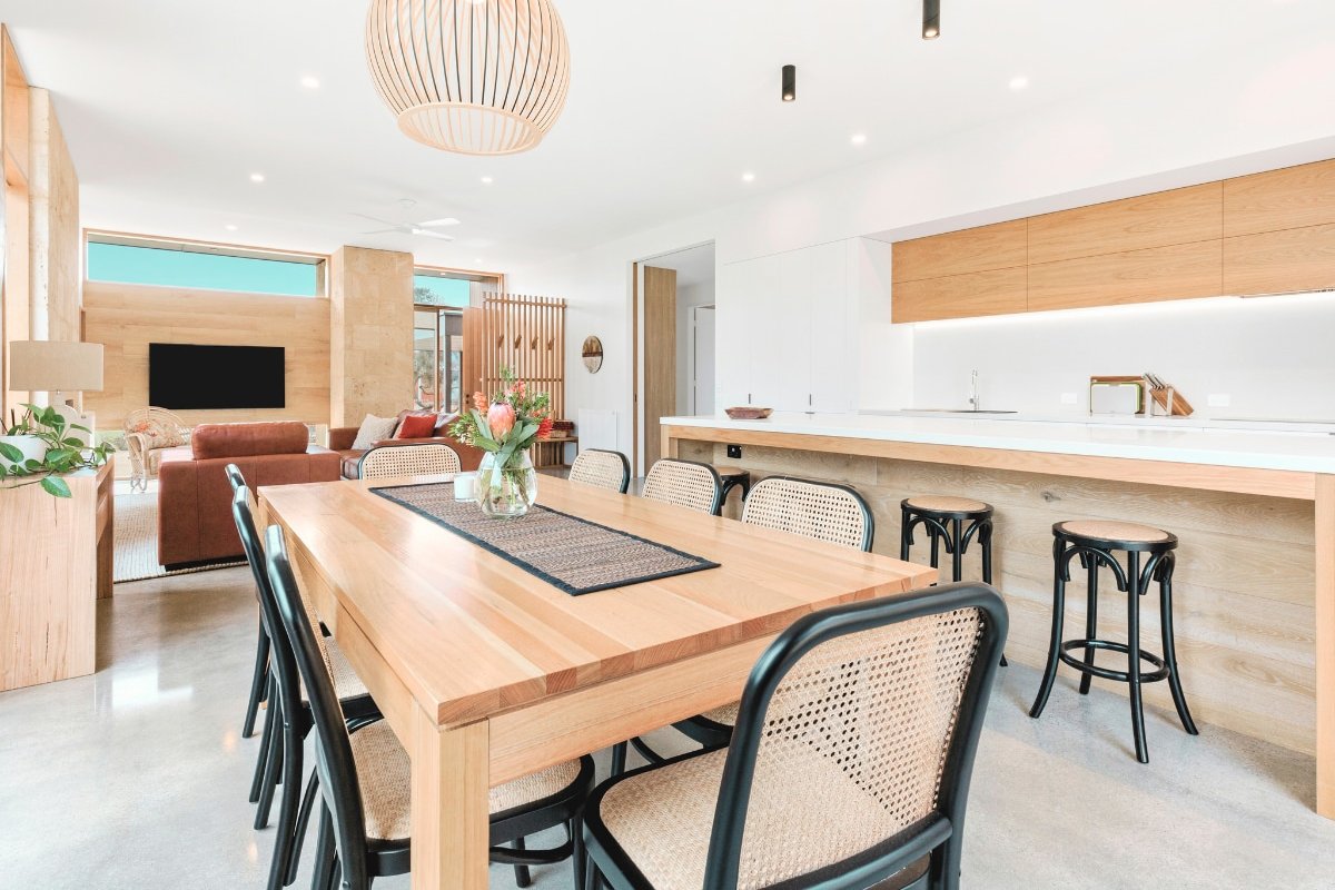 Refresh at Lonnie gallery image 5