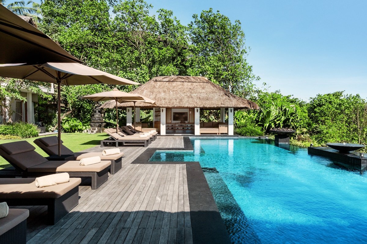 Seseh Beach Villa I gallery image 3