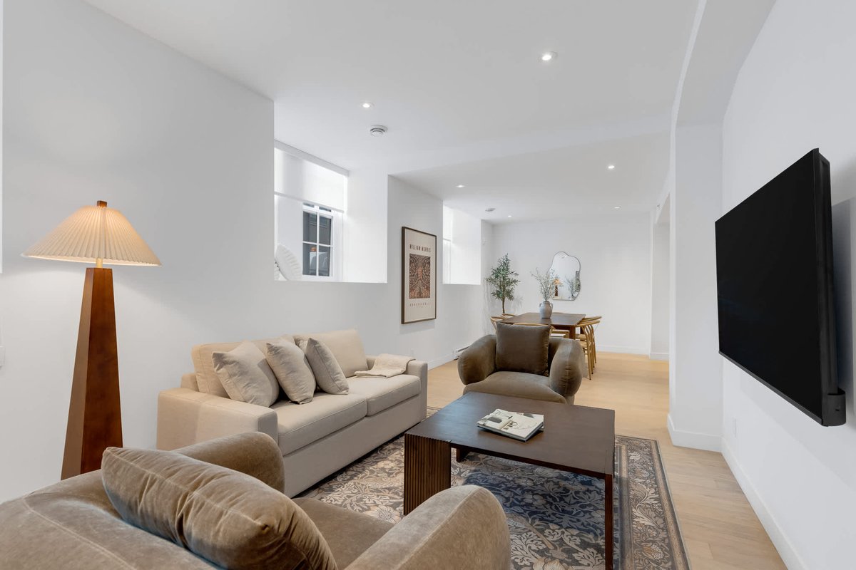 Old Montreal/Downtown 3BDRS-3BA-8Guests