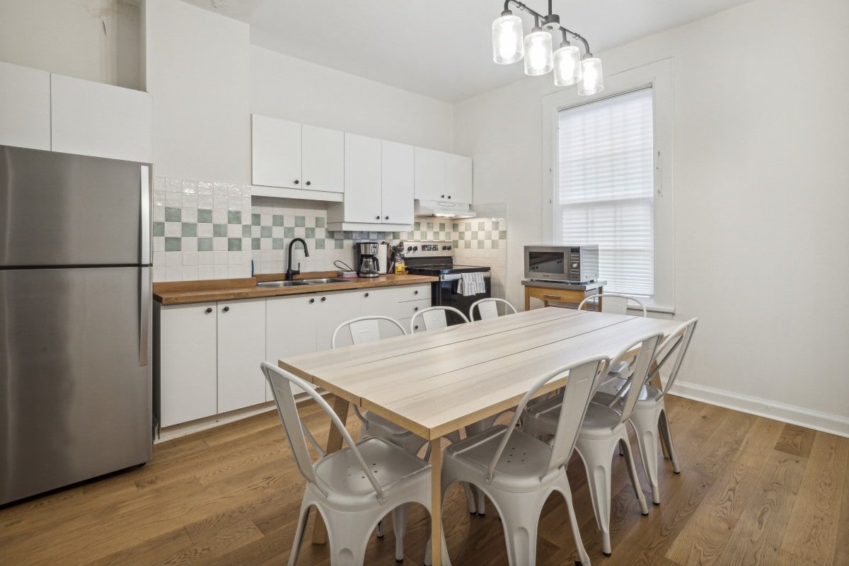 Historic Modern Home – Distillery/Design District gallery image 5