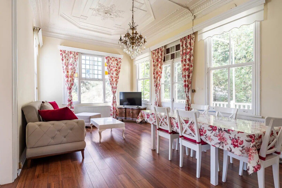 Lale Köşk 2 apartment with sea and forrest view gallery image 3