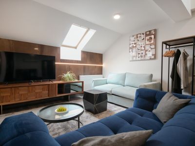 Vibrant Apt in Vinohrady with A/C – CORU House