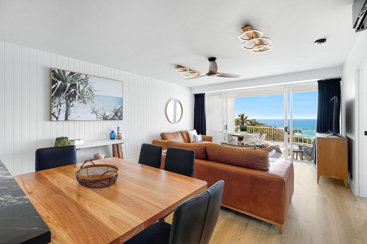 9 La Mer, 5 Belmore Tce Ultimate Beachside Living gallery image 3