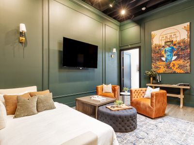 Union St Lofts & Salon- Broadway Downtown Nash 201