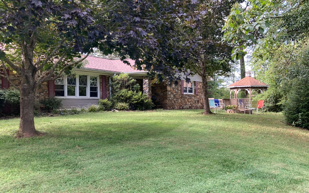 Heart and Hearth Cottage