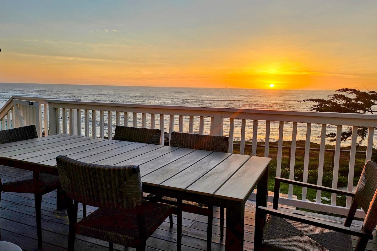 New- Stunning Oceanfront “Pelican Bluffs” gallery image 2