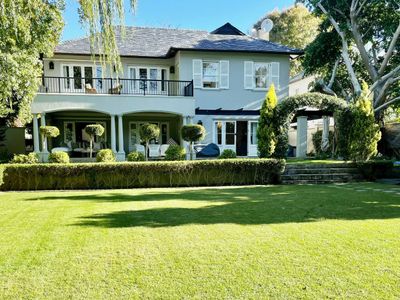 Beautiful family home in Constantia