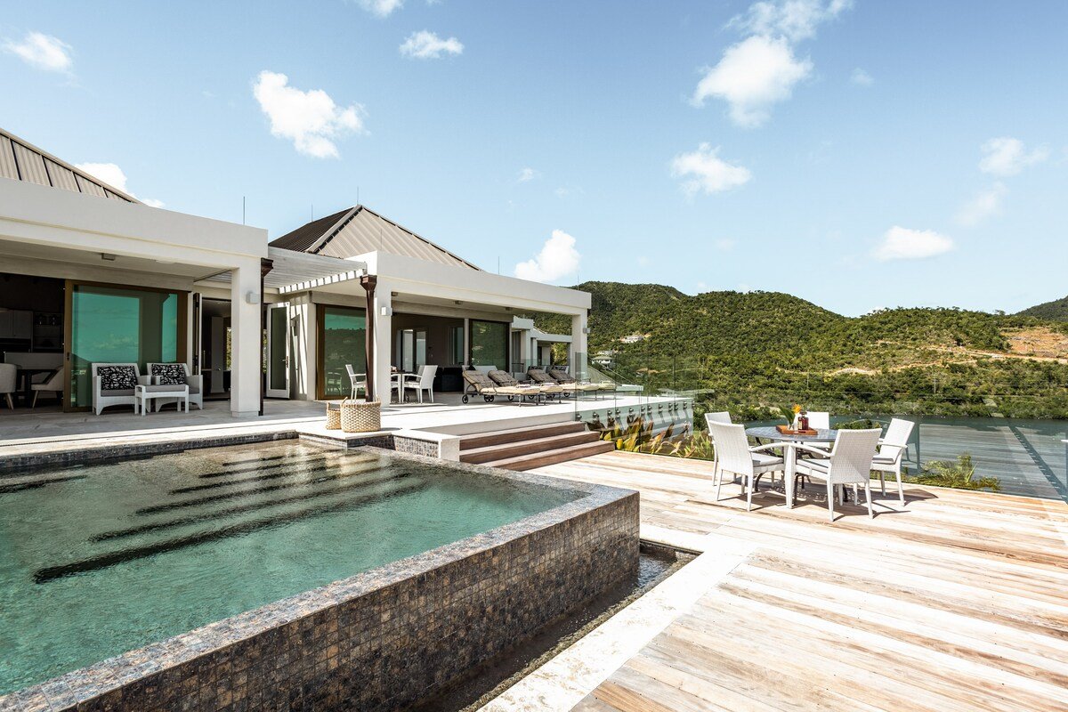 Nora Hazel Point Estate gallery image 4