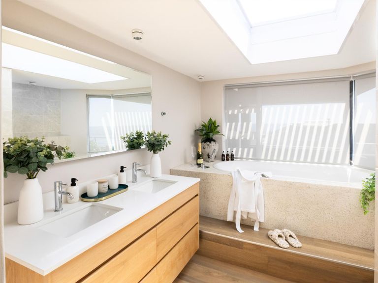 Bathroom - Room