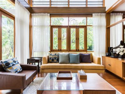 Charming Family Villa by the Canal in Bangkok