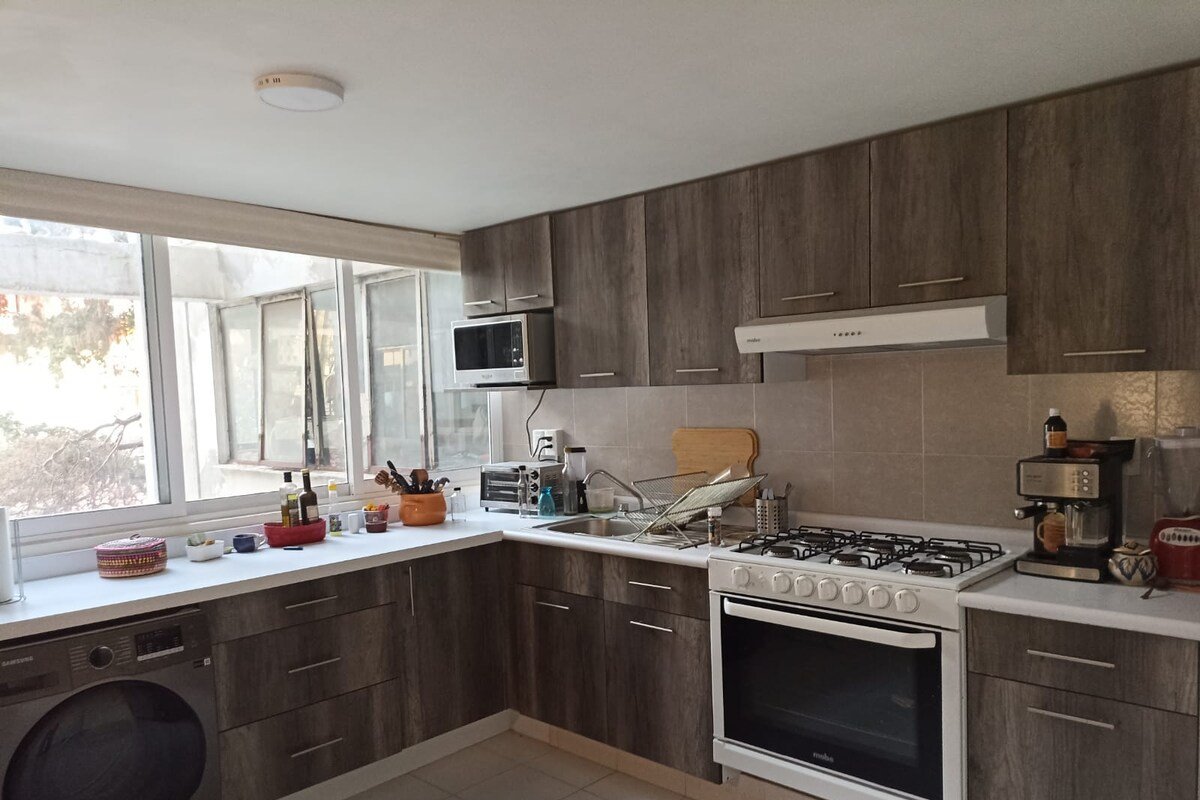 Remodelado y súper iluminado gallery image 4