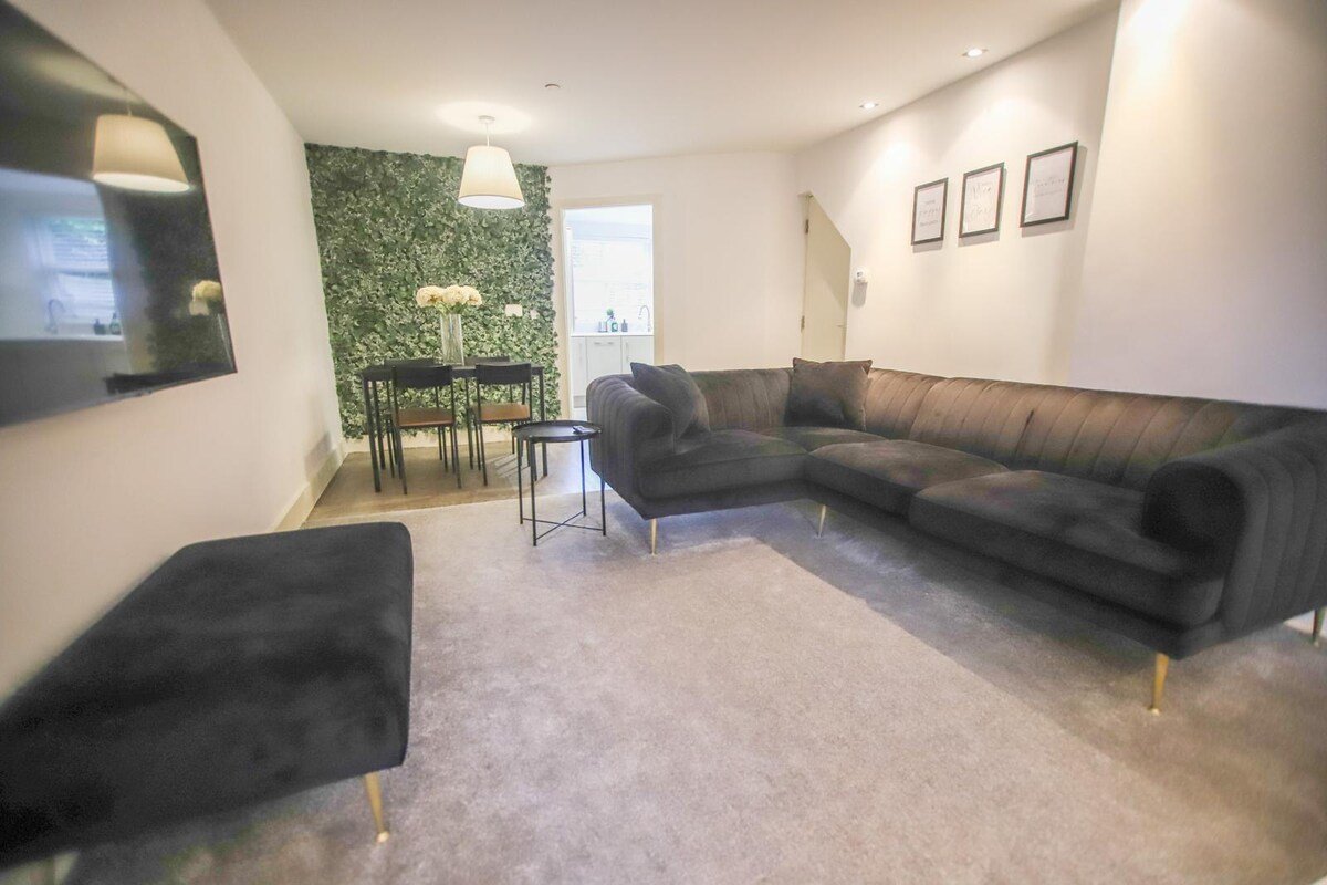 The Secret Garden gallery image 4