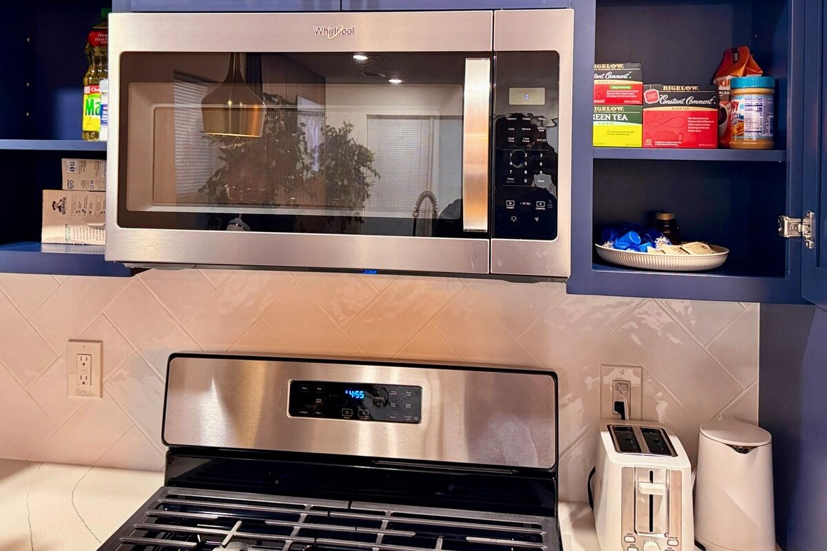 Luxurious 3 BR Home 10 mins from Newark Airport gallery image 5