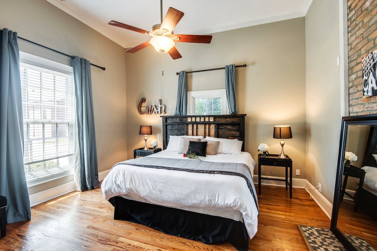 Big Blue – Nashville’s Premiere Home for Groups gallery image 5