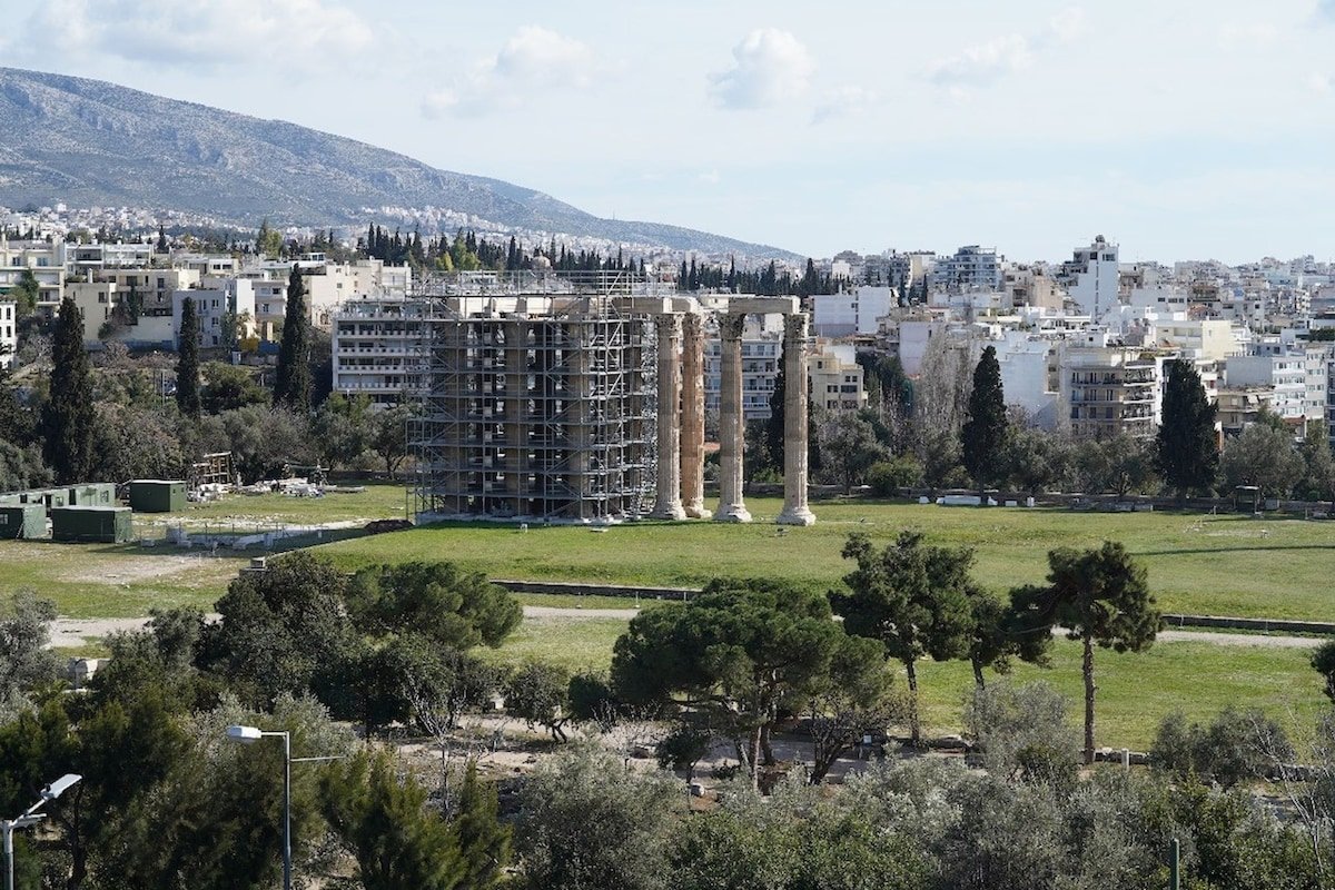 Marvelous apartment in Plaka gallery image 5