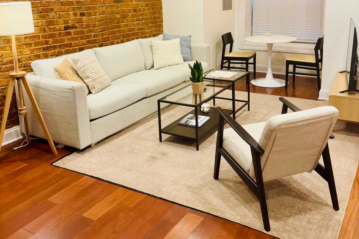 2B/2.5b Apartment in Adams Morgan
