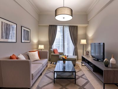 Stylish 2BR Superior apartment in Orchard