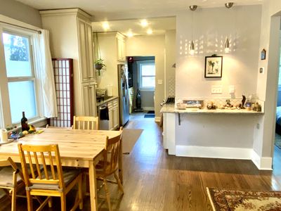 Southwestern Bungalow – Central & Cozy/2BR/2 Bath