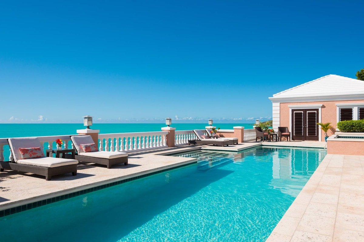 [LR] Villa Palermo gallery image 3