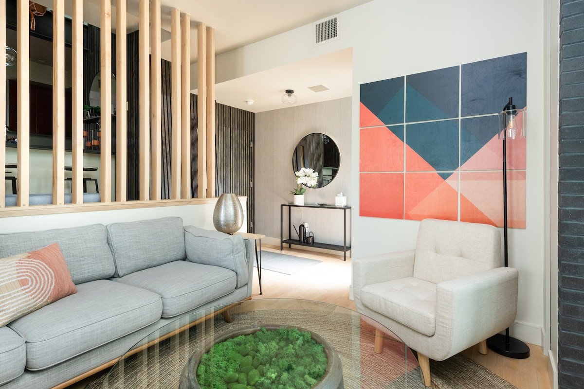 ChampaHouse- Easy access to Rino/Ballpark/Downtown gallery image 2