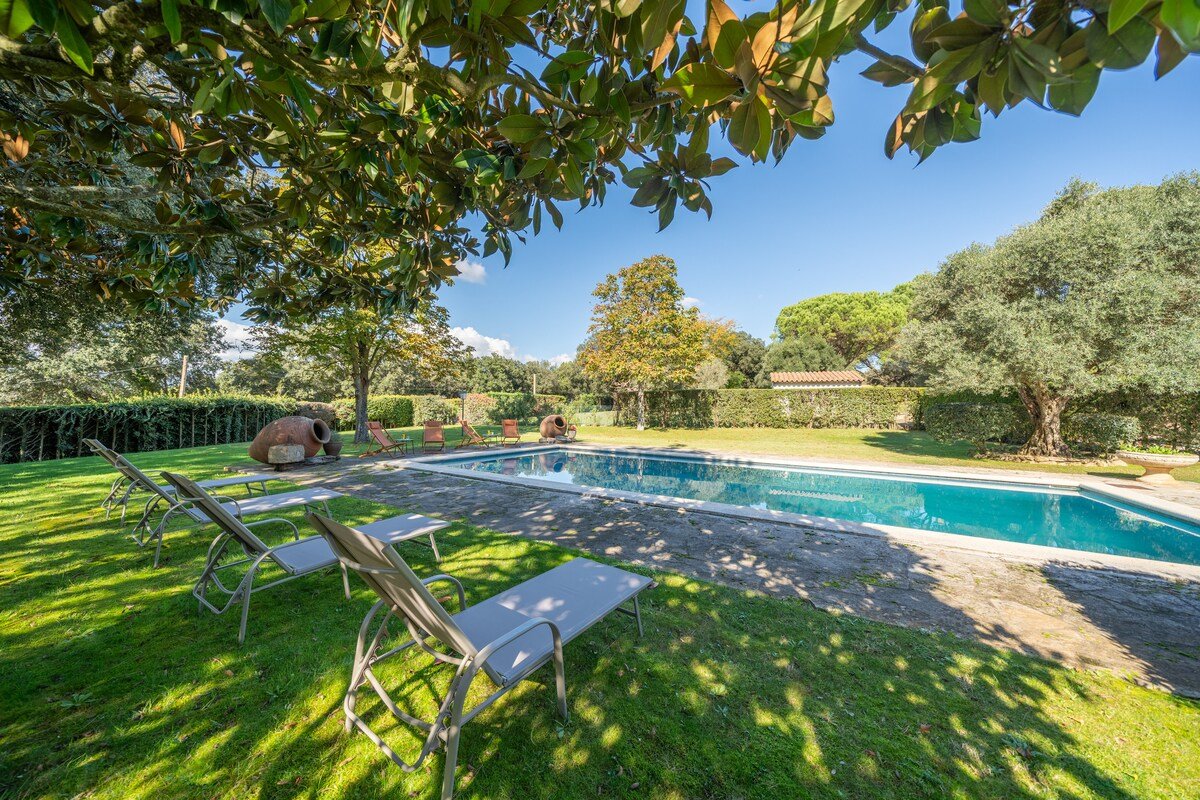 Charming Luxury Villa in Girona. Mas LLauger gallery image 4