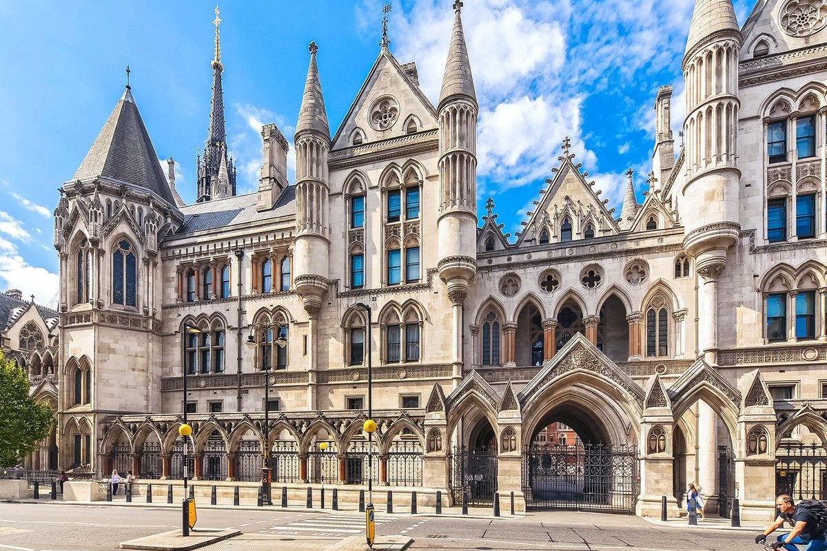 Penthouse Holborn Covent Garden Stunning ParkViews gallery image 2