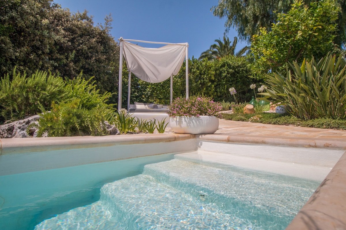 TD Casa Fusella with Panoramic Pool and Sea View gallery image 3