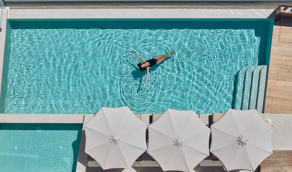 Ficus Seafront Villa, walk to Bali Beach & Dinning gallery image 4