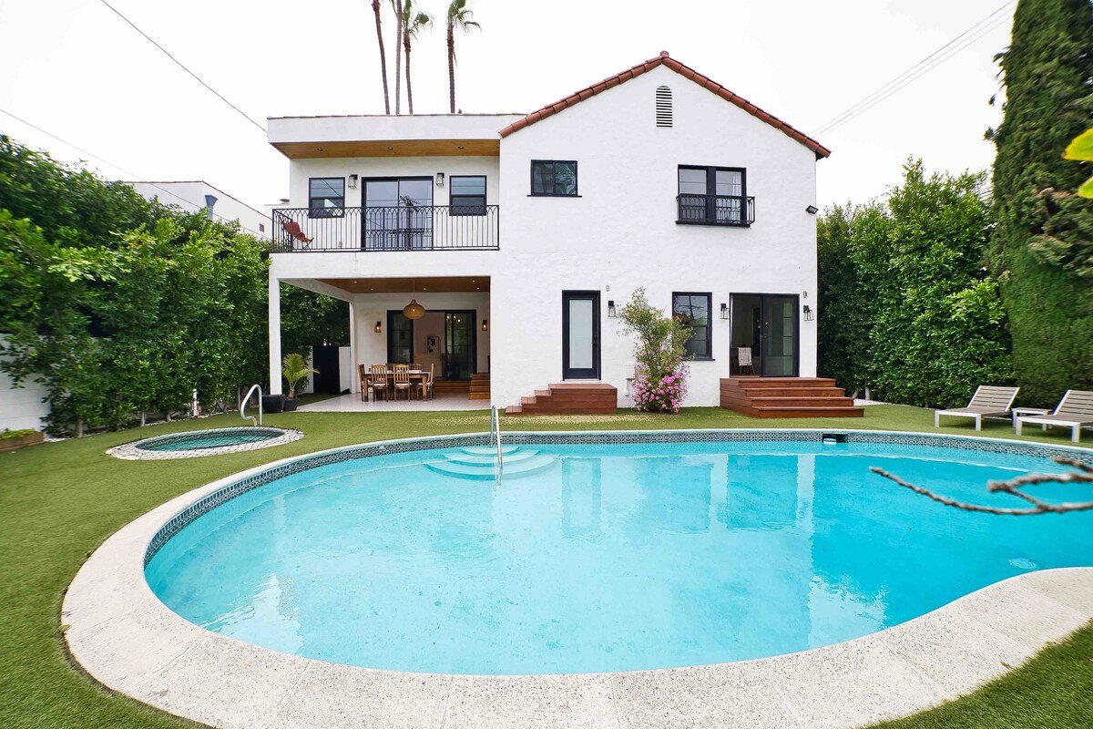 Elegant 6BD Villa- Pool & Fireplace -Beverly Hills gallery image 3