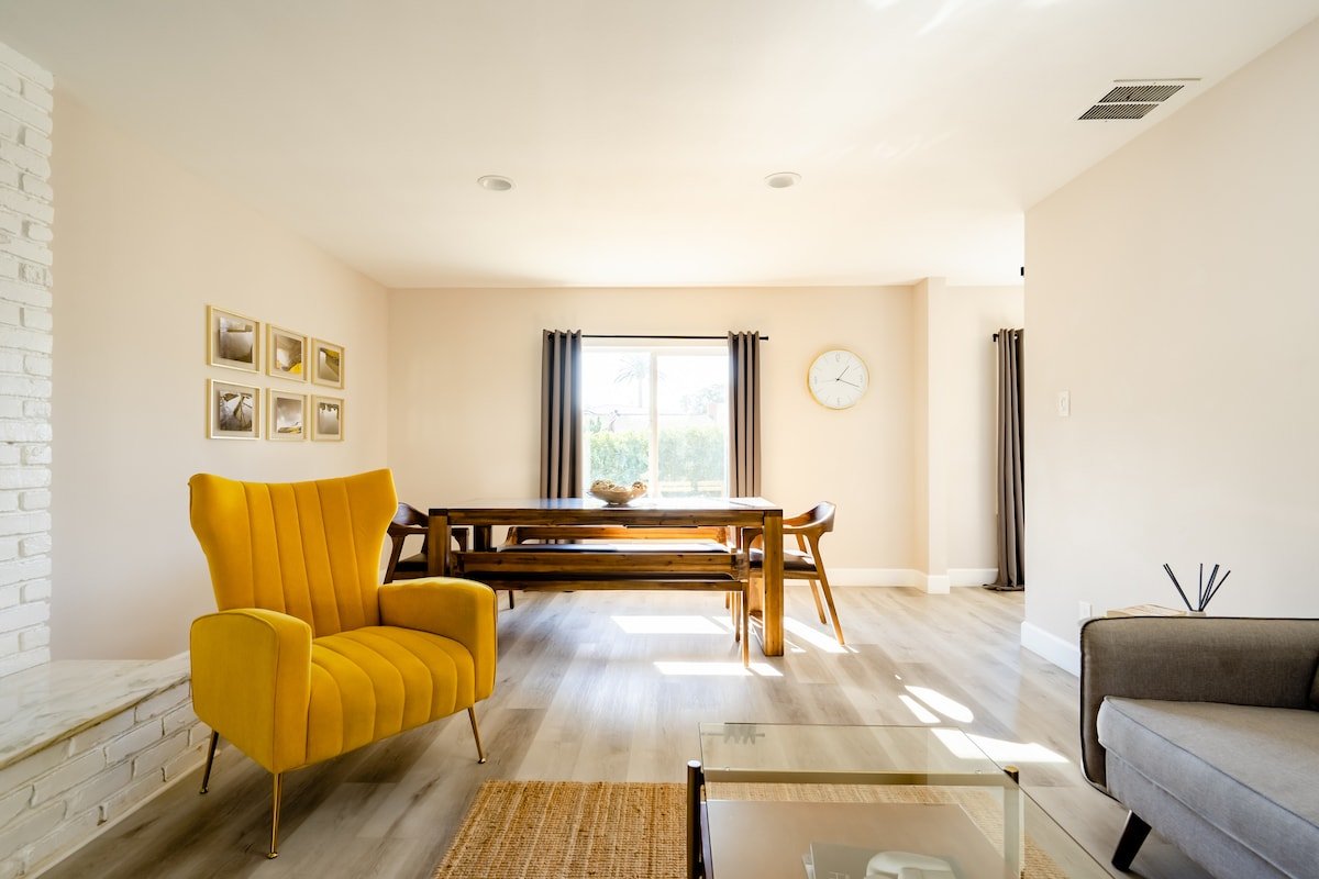 Gorgeous 5 bedroom house! gallery image 4