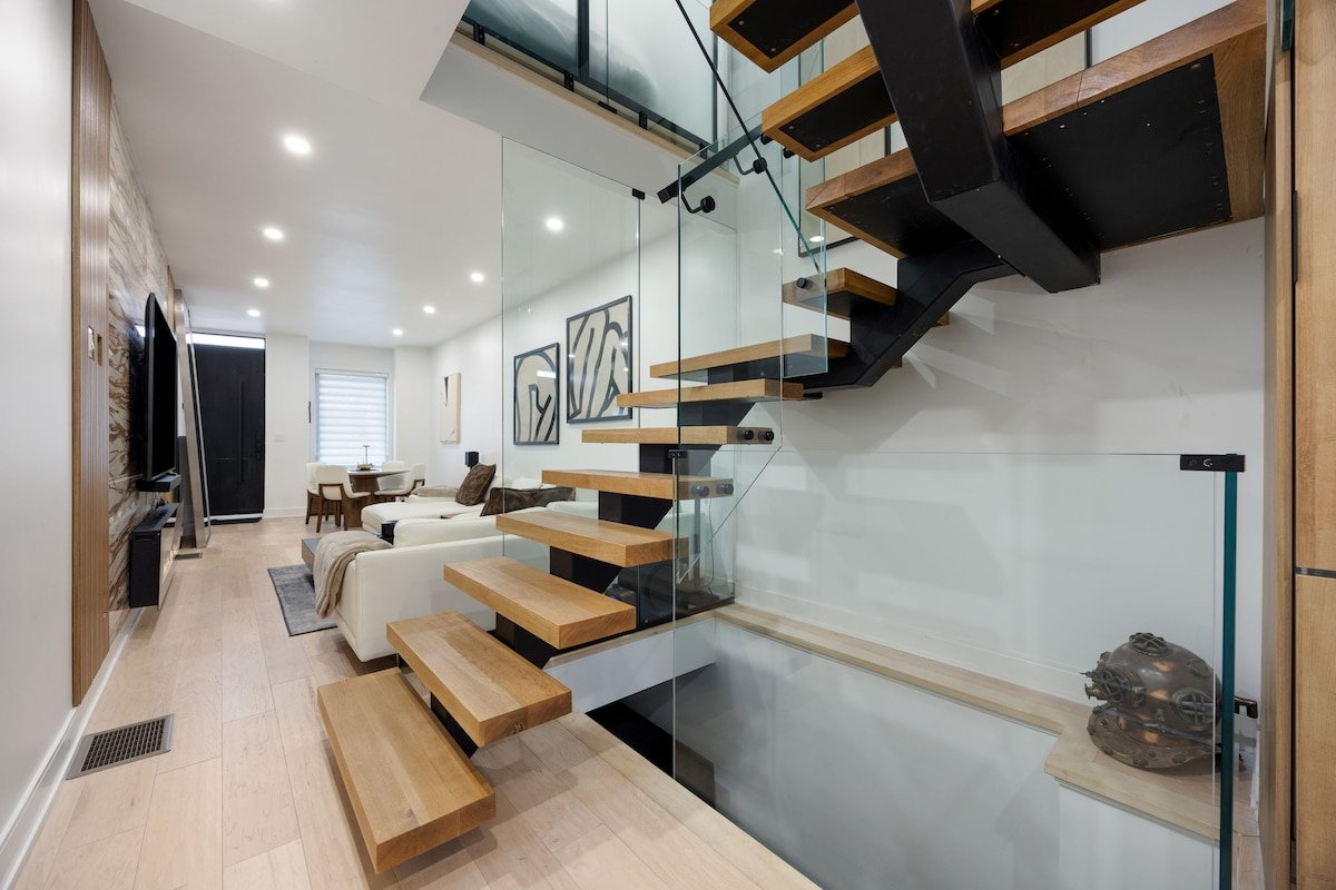 Luxury Home King West gallery image 5