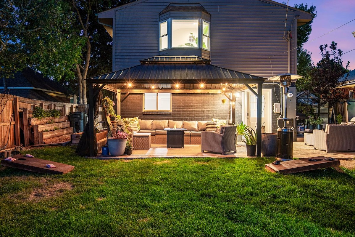 Hot Tub + Firepit | Cozy Denver Getaway | Walkable gallery image 2